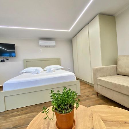 Flors Apartments Дуррес Экстерьер фото