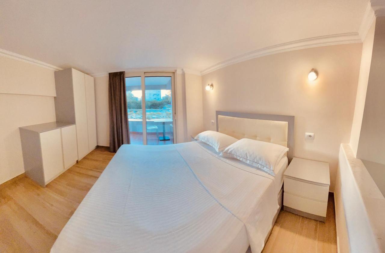 Flors Apartments Дуррес Экстерьер фото