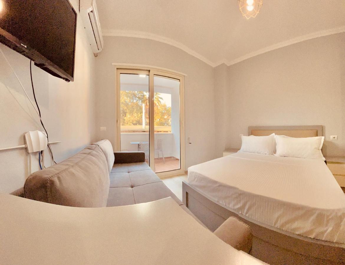 Flors Apartments Дуррес Экстерьер фото