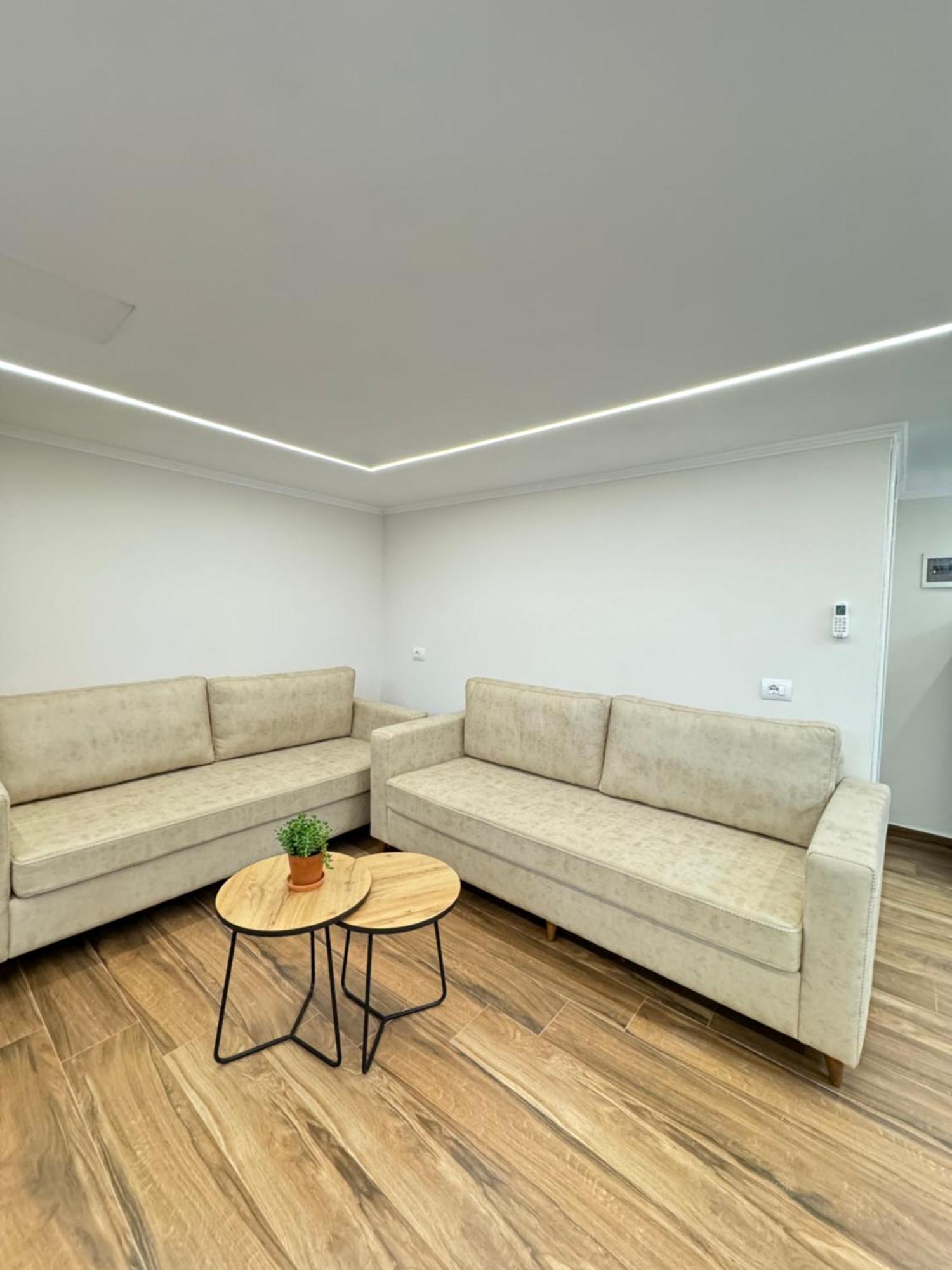 Flors Apartments Дуррес Экстерьер фото
